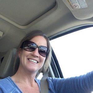 Meet your Posher, Kellie